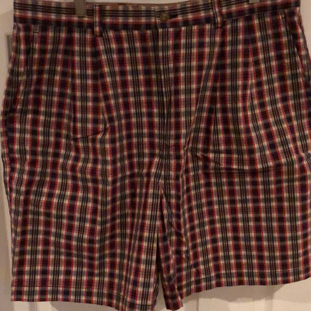 Tommy Hilfiger shorts; size 38